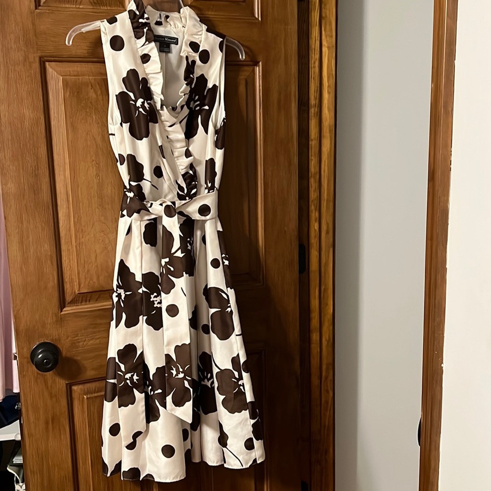 Jessica Howard Cocktail Dress - Picture 2 of 6